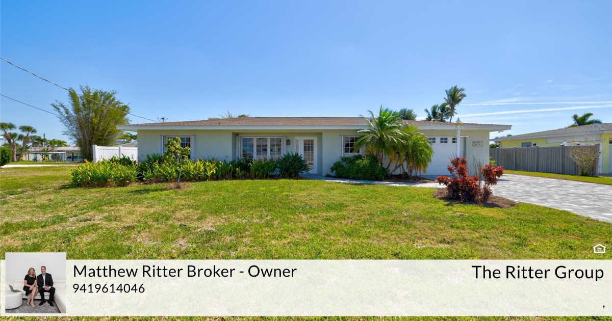 1451 Lemon Bay Dr, Englewood, FL 34223